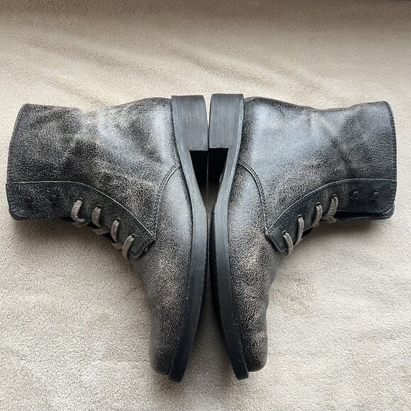 J. Crew Distressed Crackle Dark Brown Leather Lace Up Ankle Boot Women’s 7.5 - Picture 5 of 16